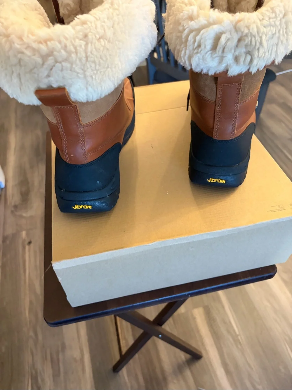 UGG Men's BUTTE WATERPROOF WINTER BOOT WORCHESTER
